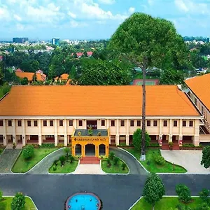 tan-son-nhat-hotel.hotelsvungtau.com/